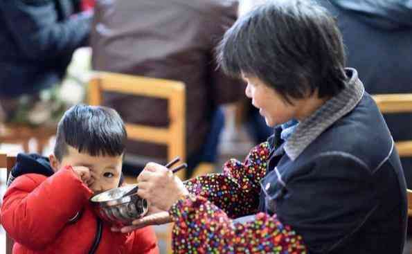 什么是水苏糊糊（脾虚的“祸根”找到了，儿科医生：3种习惯不改，孩子养不好）(图2)