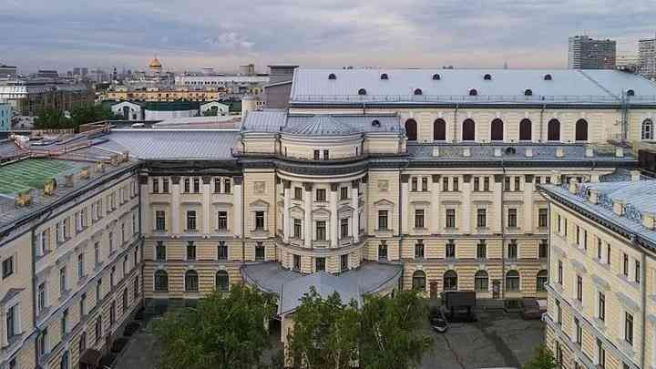 世界上最著名的音乐学院（盘点世界十大顶级音乐学院，音乐生你最心仪哪个？）(图2)