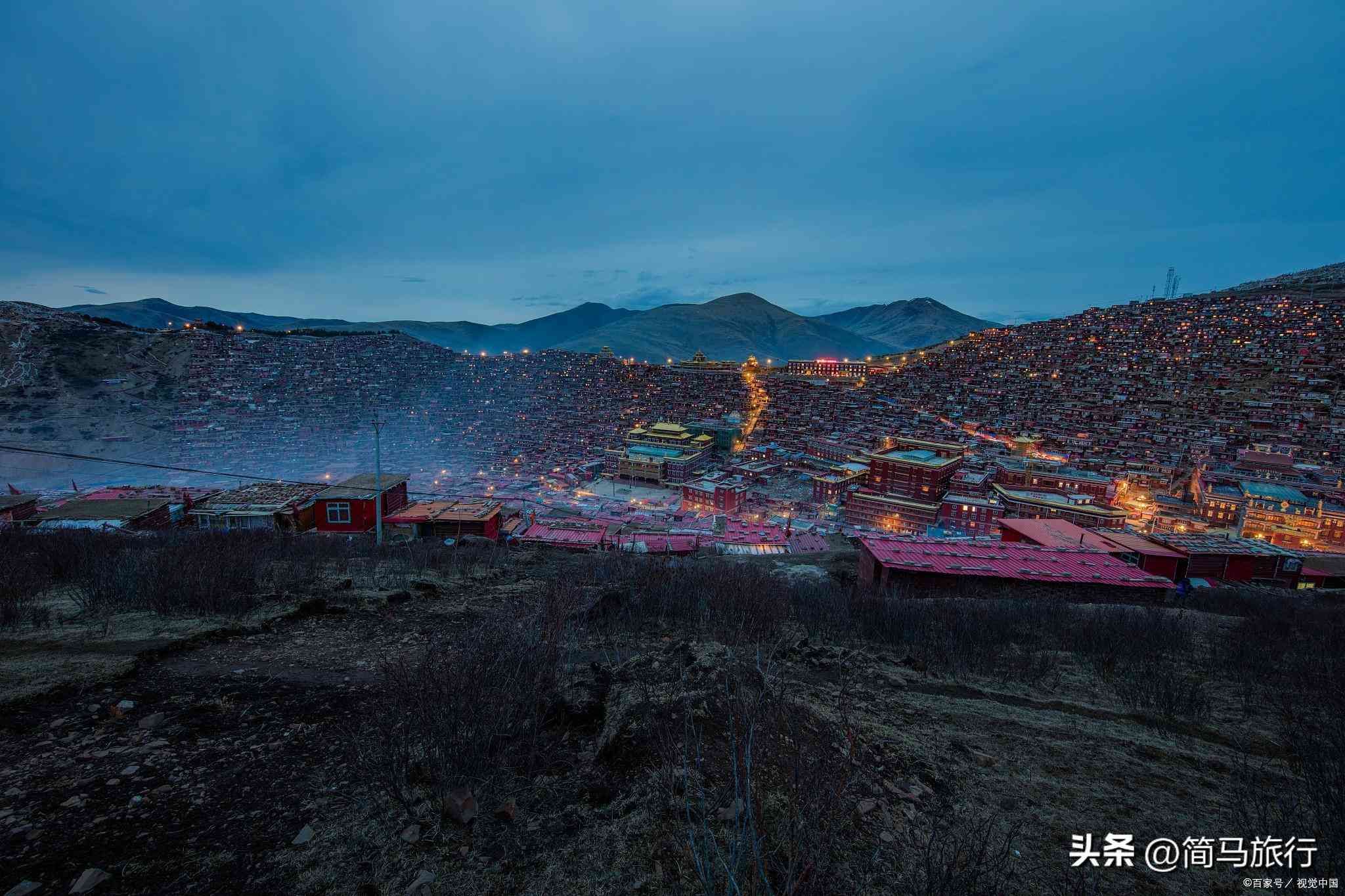 色达在四川什么地方（色达在四川什么地方？色达有哪些景点值得去）(图2)