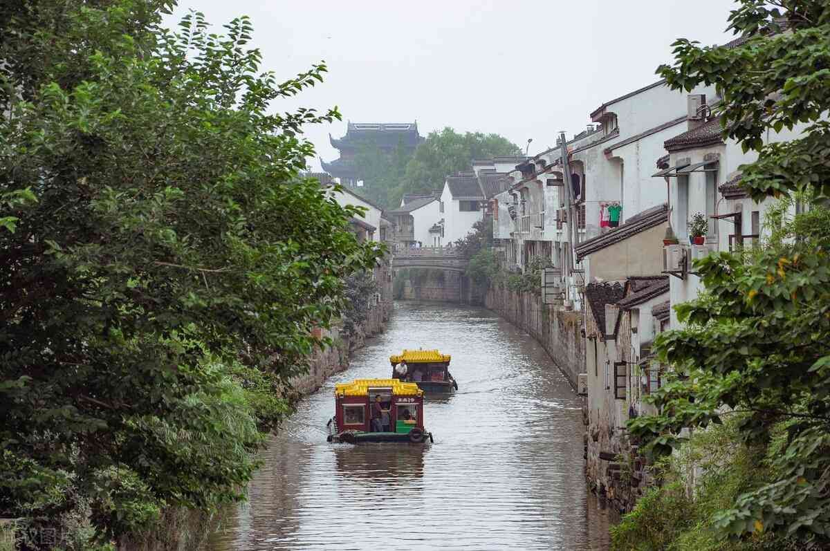 老人适合去旅游的地方（老人适合去哪旅游，​老人旅游必去的10个城市，有你想去的吗？）(图15)