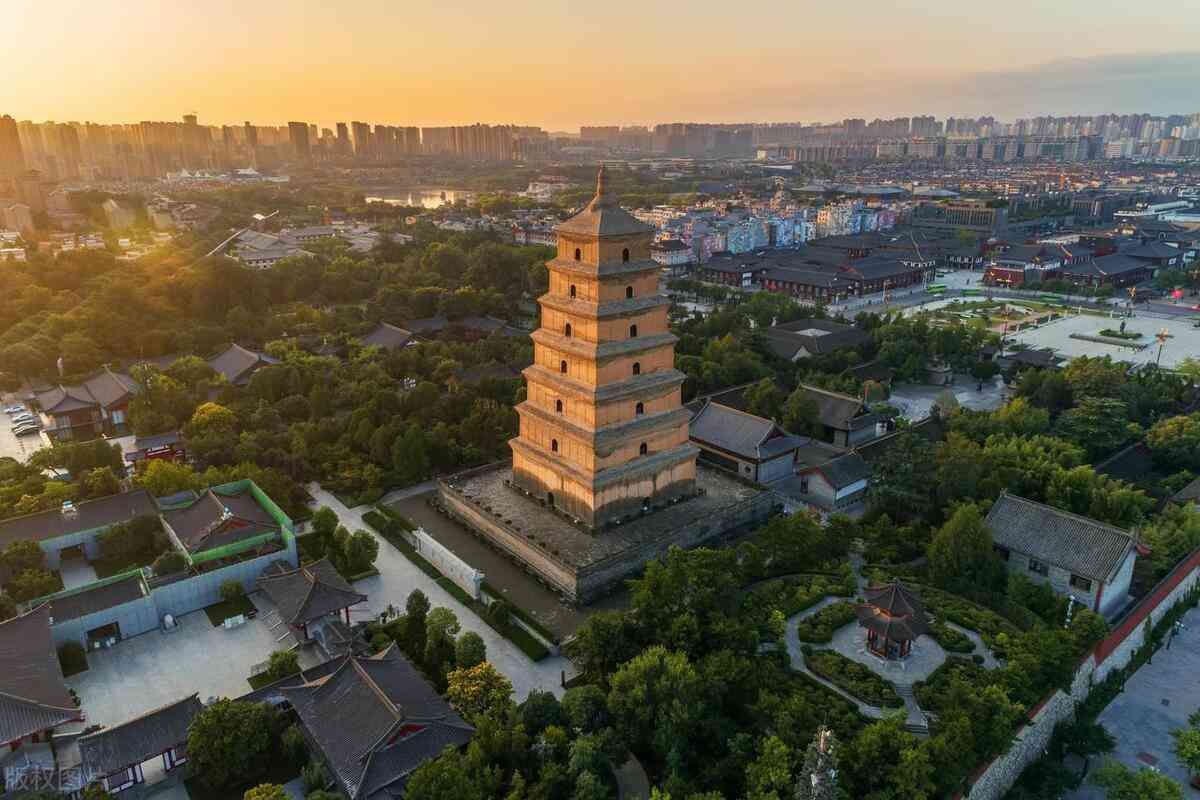 老人适合去旅游的地方（老人适合去哪旅游，​老人旅游必去的10个城市，有你想去的吗？）(图21)