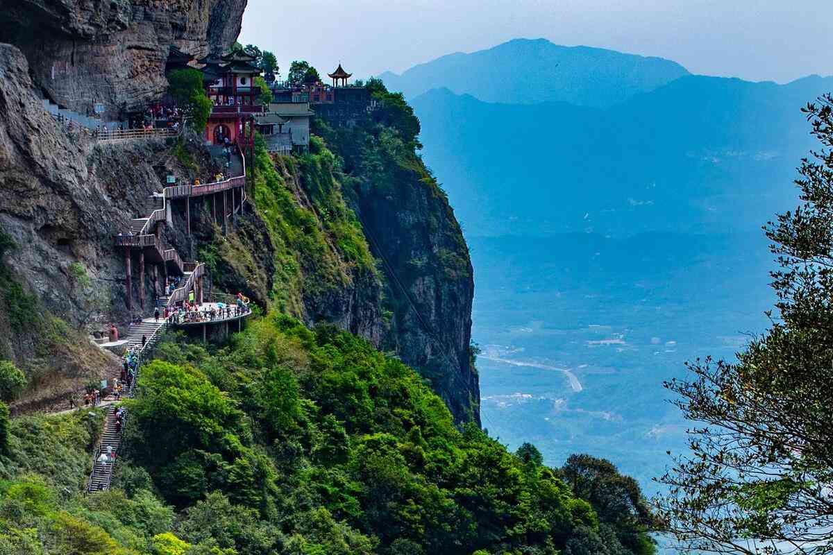 福建必去景点排名（福建省最值得旅游的十大景点排行榜，武夷山鼓浪屿不相上下）(图16)