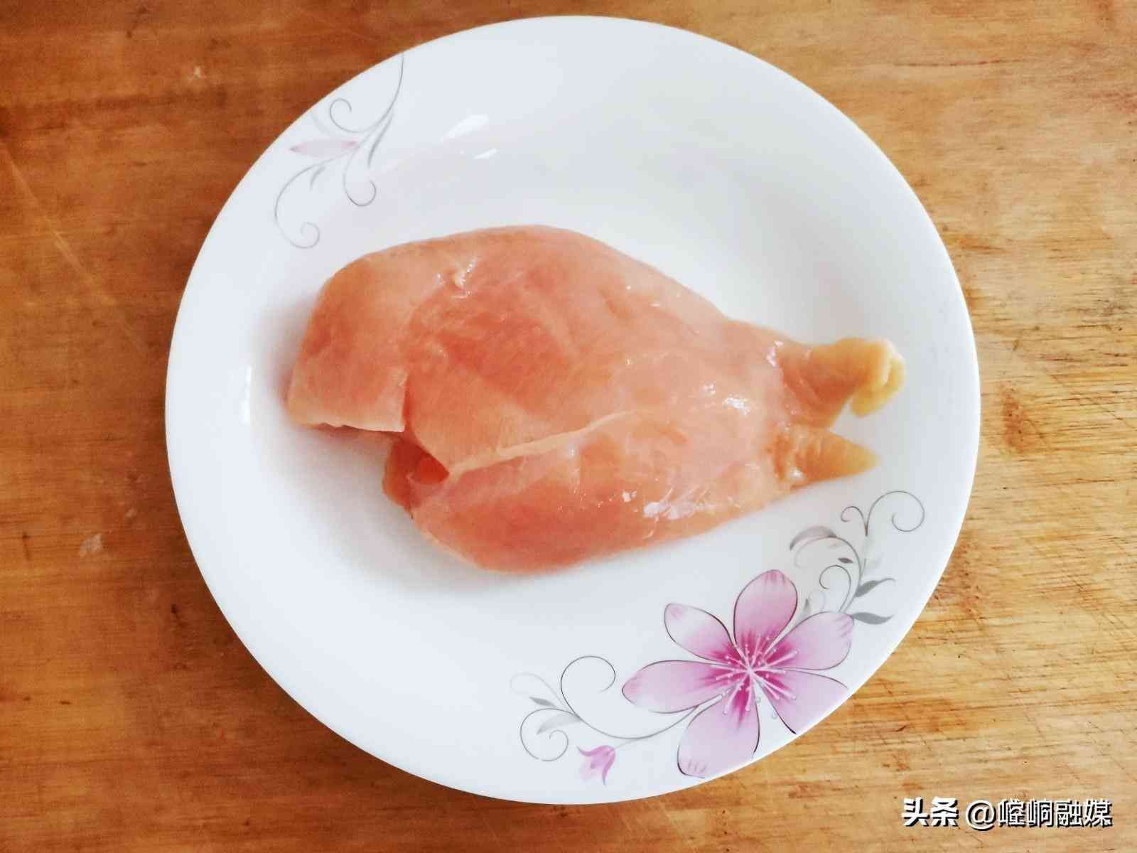 鸡米花怎么做好吃（孩子爱吃鸡米花？一块鸡胸肉轻松炸一盘，酥脆美味）(图4)